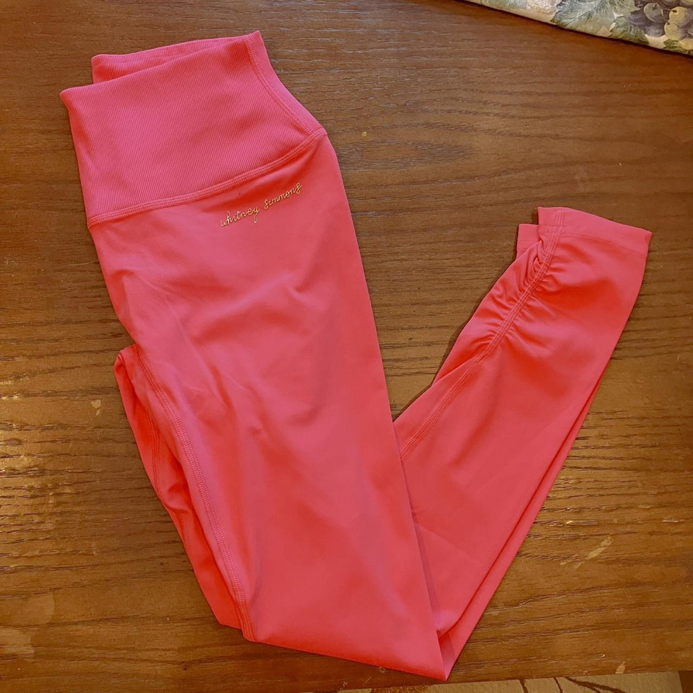 💖✨ WHITNEY SIMMONS CORAL PINK RUCHED GYMSHARK LEGGINGS (SMALL) ✨💖